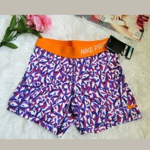 NWT Nike Pro Printed Athletic Shorts